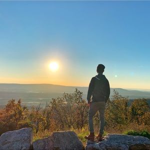 Meet your Posher, Stefan